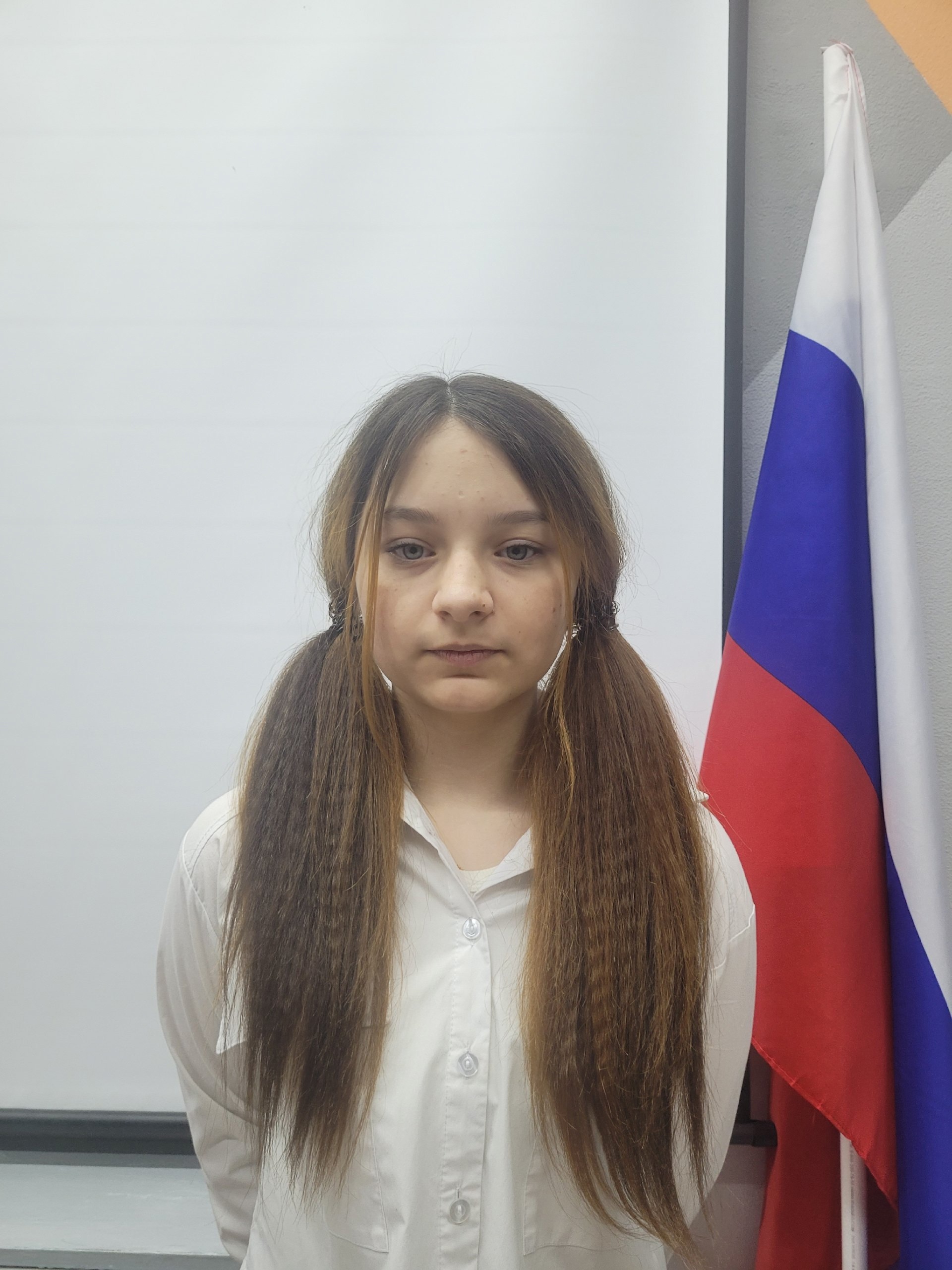 Попова Ева Александровна.